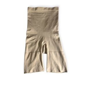 SPANX Nude High Waisted Mid-Thigh Shorts Sz M